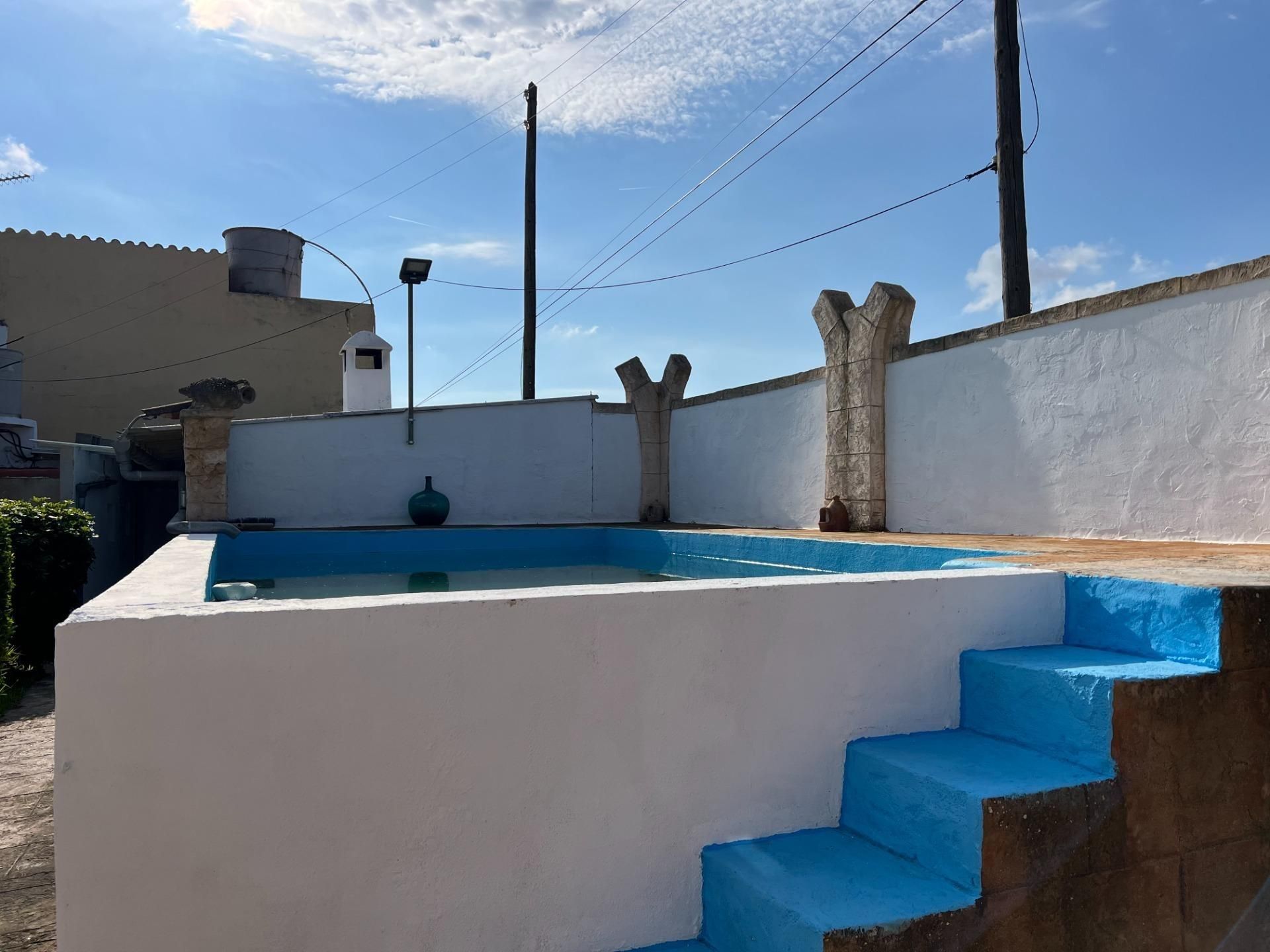 Piscina de Finca rústica de alquiler en Inca con Aire acondicionado, Jardín privado y Parquet