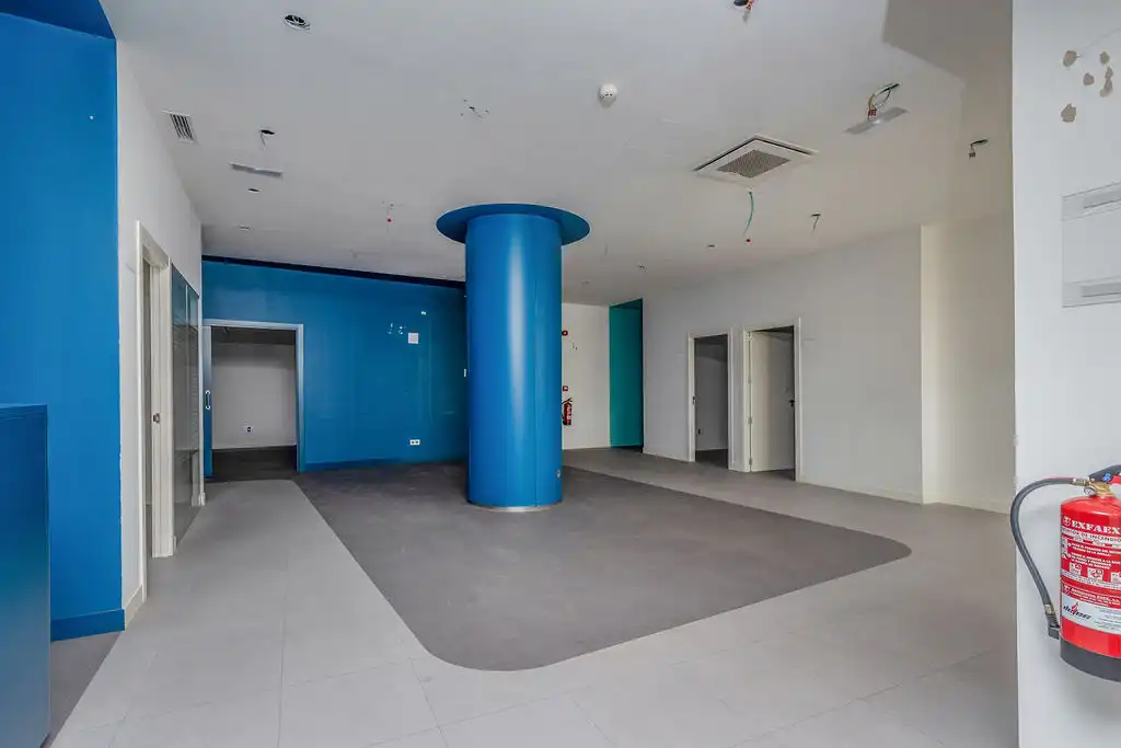 Local commercial à vendre à C/ Polvoranca, imagen 5