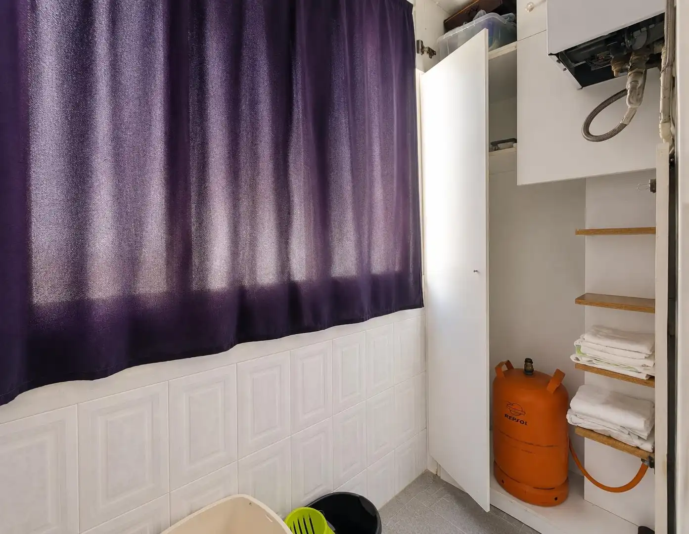 Baño de Apartamento en venta en Elche / Elx con Aire acondicionado y Amueblado