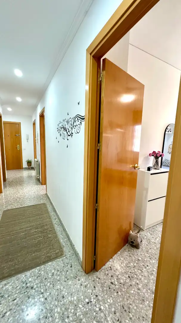 Flat with terrace for sale in Can Clos - Pinetons, imagen 48