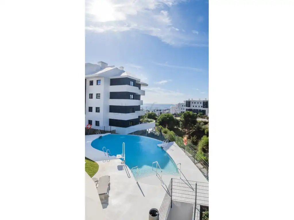 Piscina de Apartament de lloguer en Fuengirola