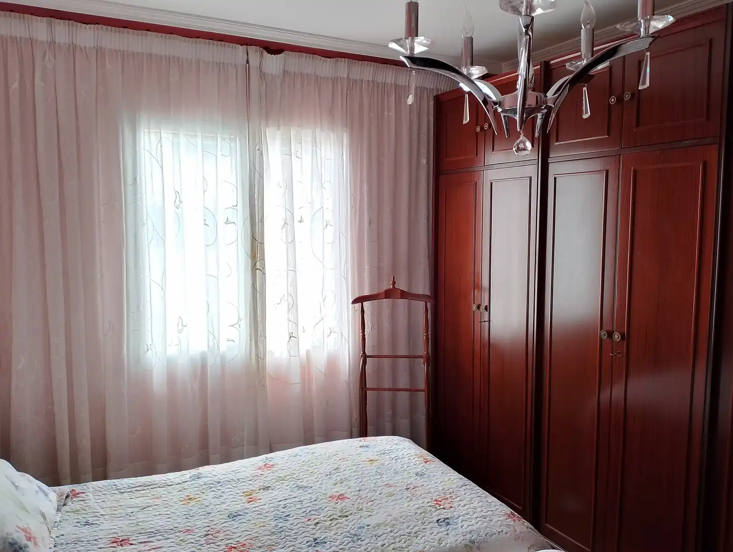 Bedroom of Flat for rent in Donostia - San Sebastián   with Heating, Parquet flooring and Furnished