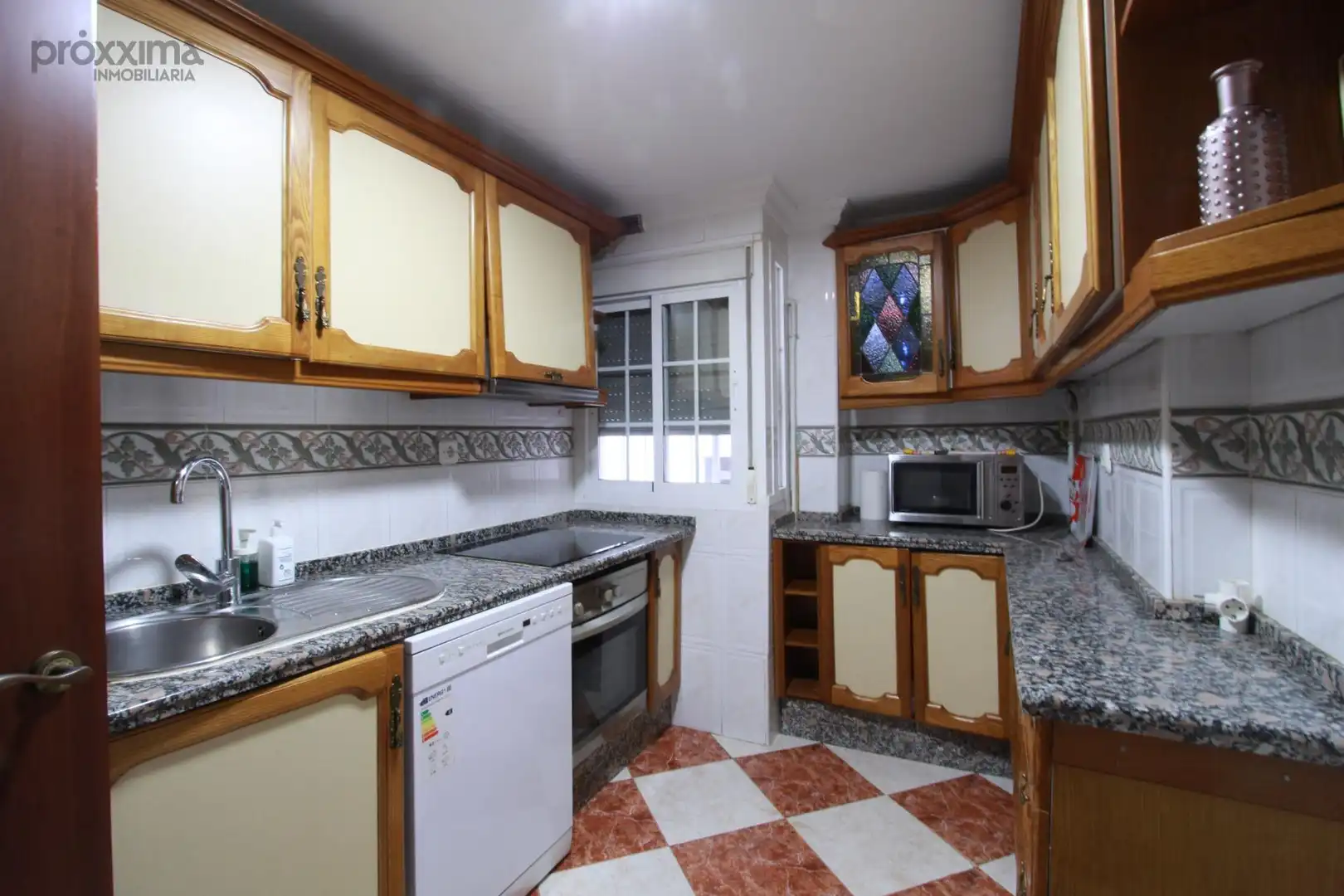 Küche von Wohnung zur Miete in Casco Antiguo