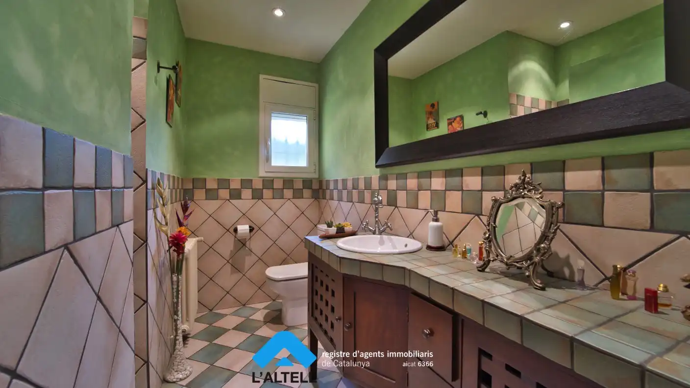 Bathroom of Houses for sale in L'Ametlla del Vallès  with Air Conditioner, Heating and Private garden