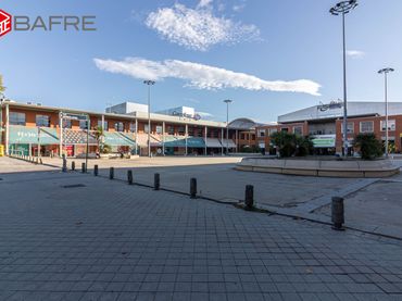 Local comercial en venda a Avenida de los Poblados