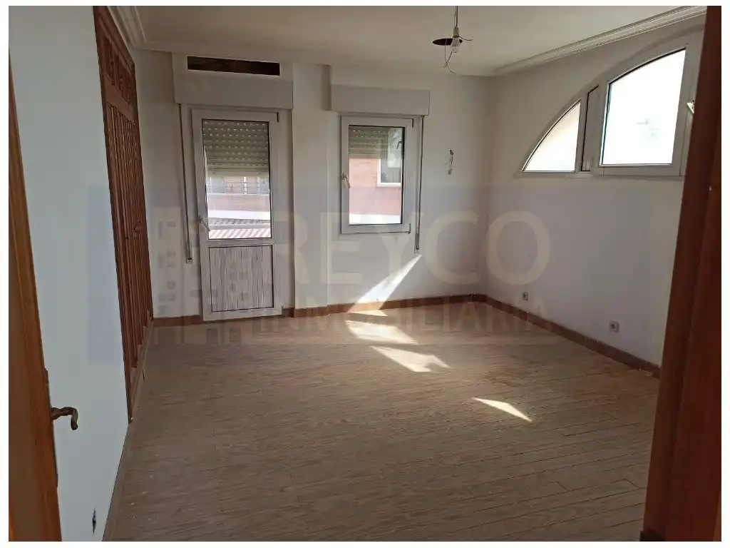 Sala de estar de Casa o chalet en venta en Huércanos con Balcón