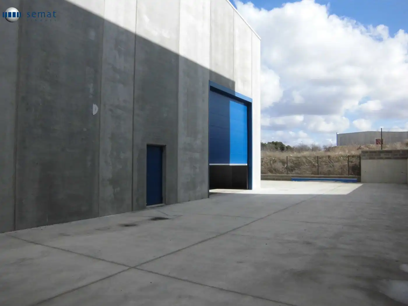 Industrial buildings for sale in Cervera