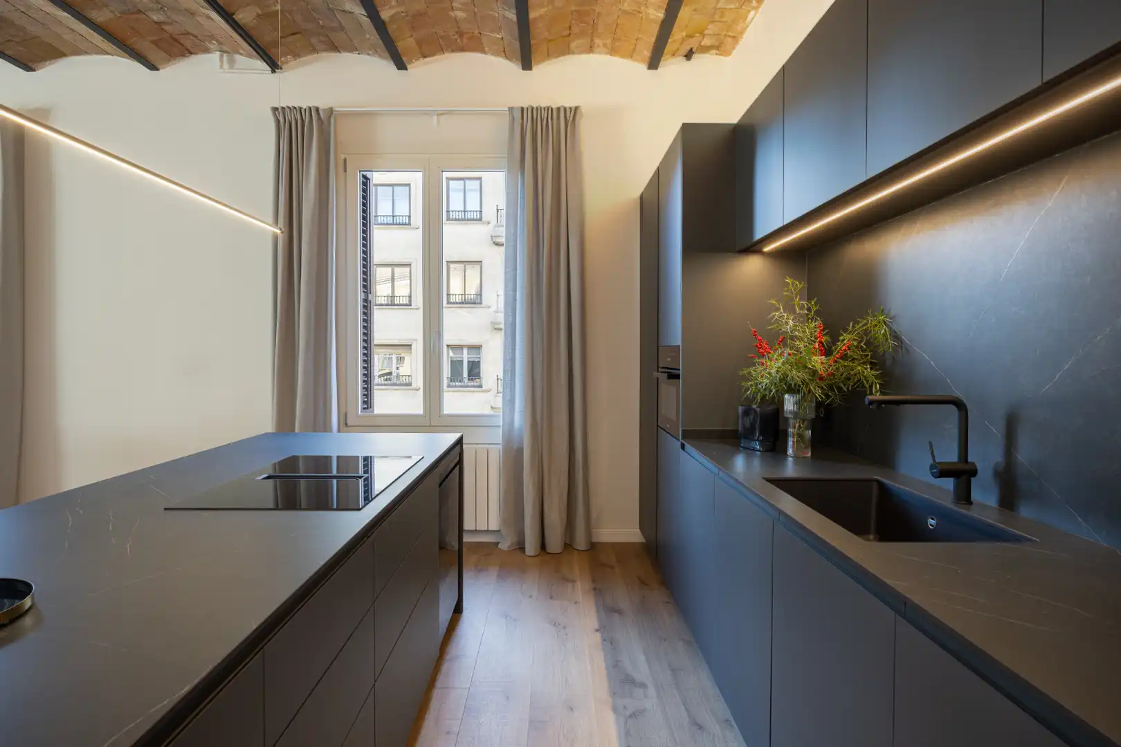 Cuina de Pis en venda en Barcelona amb Aire condicionat, Calefacció i Parquet