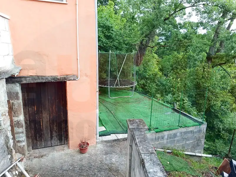 Jardín de Finca rústica en venta en Riosa con Calefacción y Amueblado