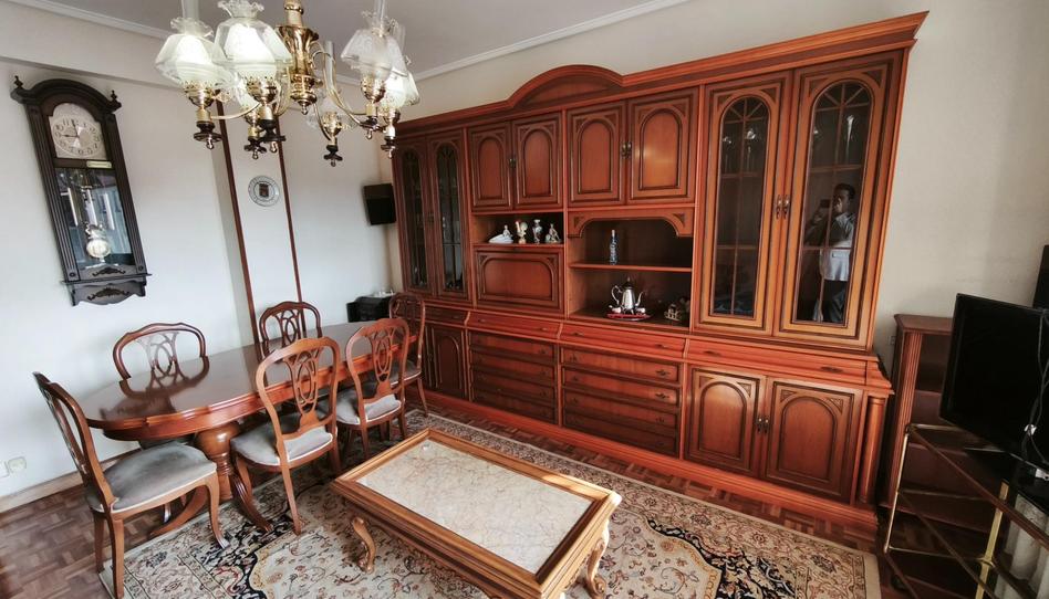 Photo 1 of Flat to rent in Plaza Pepe Ubis Plaza, Santa Lucía, Araba - Álava