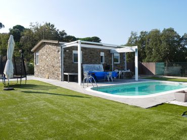 Casa con piscina in vendita a Lloret Residencial - Montlloret