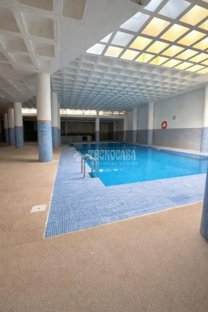 Piscina de Piso en venta en Cedillo del Condado con Aire acondicionado, Terraza y Piscina