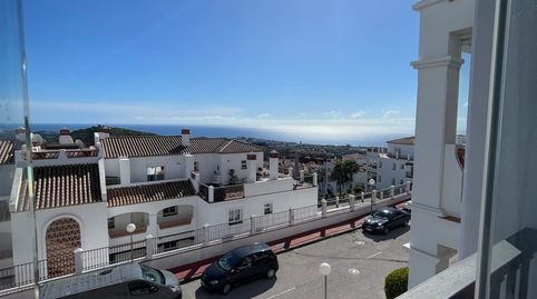 Foto 2 de Piso en venta en Calle Don José de Orbaneja, Calahonda, Mijas