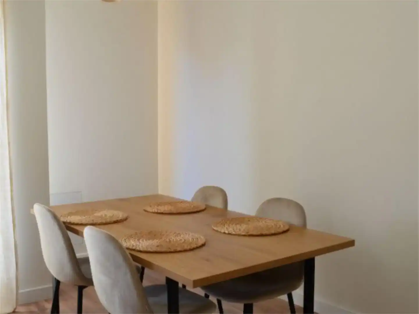 Comedor de Piso de alquiler en Gijón 