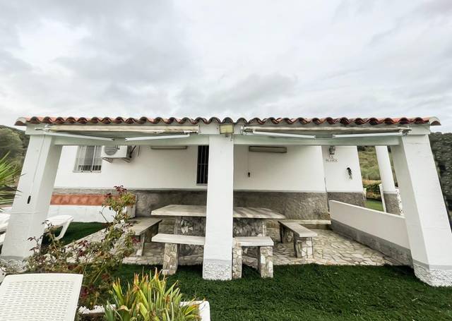 Casa-chalet en Venta en Aroche