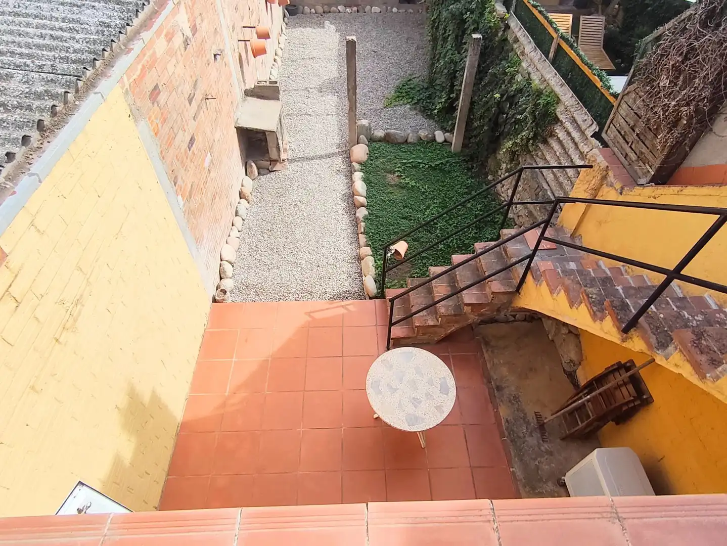 Terraced house with garden for sale in Veïnat, imagen 3