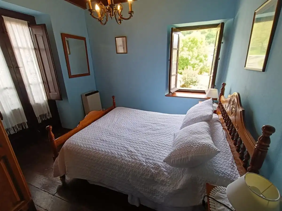 Habitación de Casa o chalet en venta en Llanes con Calefacción, Terraza y Trastero
