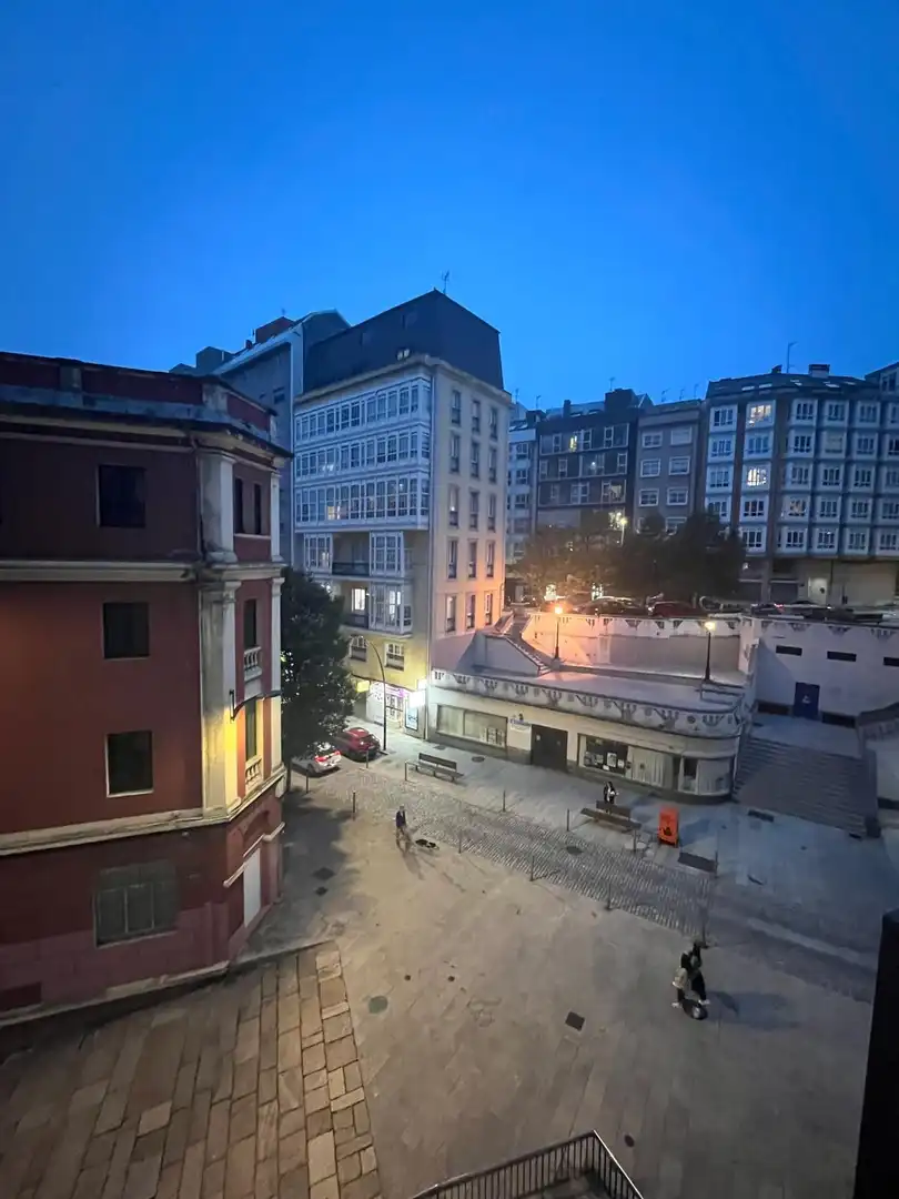 Vista exterior de Pis en venda en A Coruña Capital  amb Calefacció i Traster