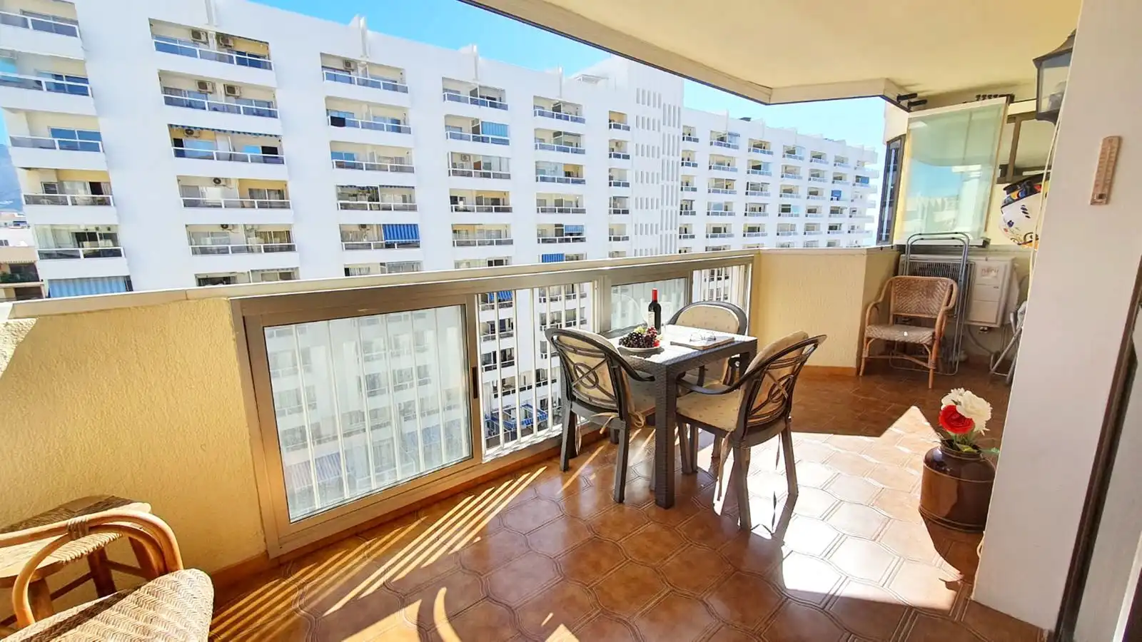 Apartamento con ascensor en venta en Calle Martínez Catena, imagen 23
