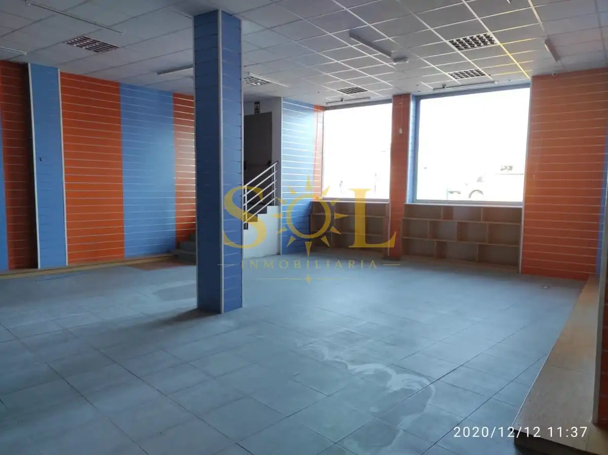 Local comercial en venda a Calle Alc M Castaño 104, imagen 12