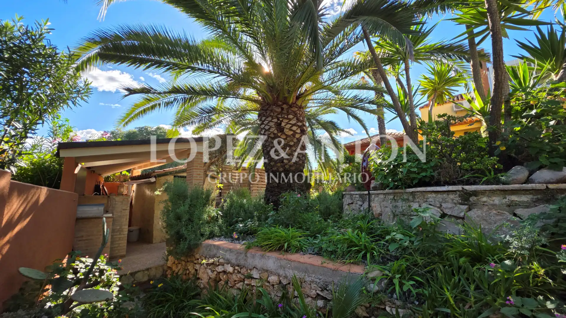 Garten von Haus oder Chalet zum Verkauf in L'Eliana mit Klimaanlage, Heizung und Privatgarten