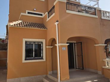 Chalet en venta en Orihuela Costa