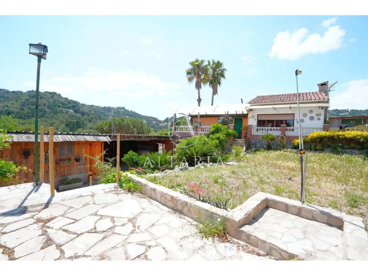 Vista exterior de Casa o chalet en venta en Palafolls con Jardín privado, Piscina y Alarma
