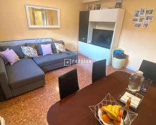 Living room of Flat for sale in  Madrid Capital  with Terrace