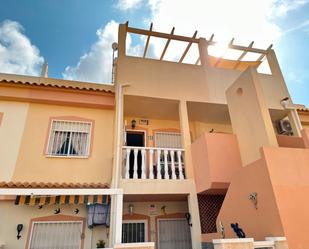 Vista exterior de Apartament en venda en Orihuela amb Terrassa