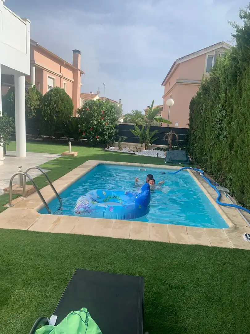 Swimming pool of Houses for sale in Sevilla  with Private garden, Terrace and Balcony
