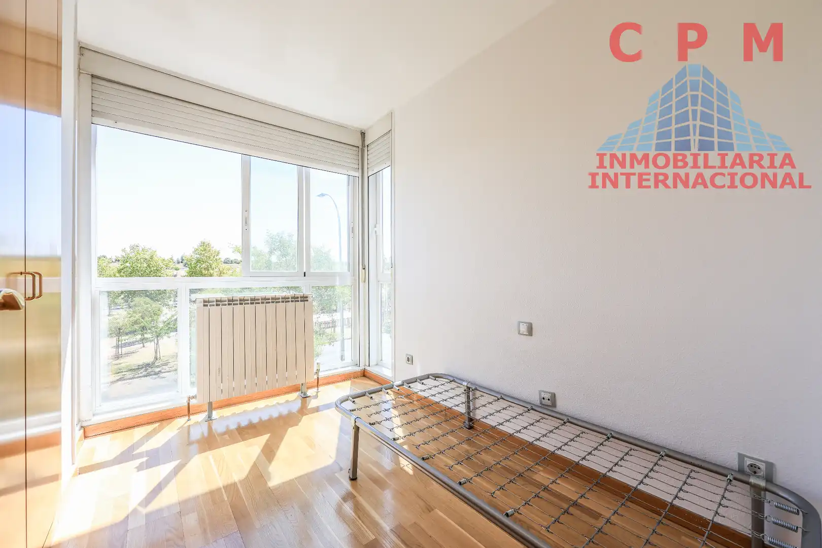 Balcony of Flat for rent in Madrid  with Air Conditioner, Heating and Parquet flooring