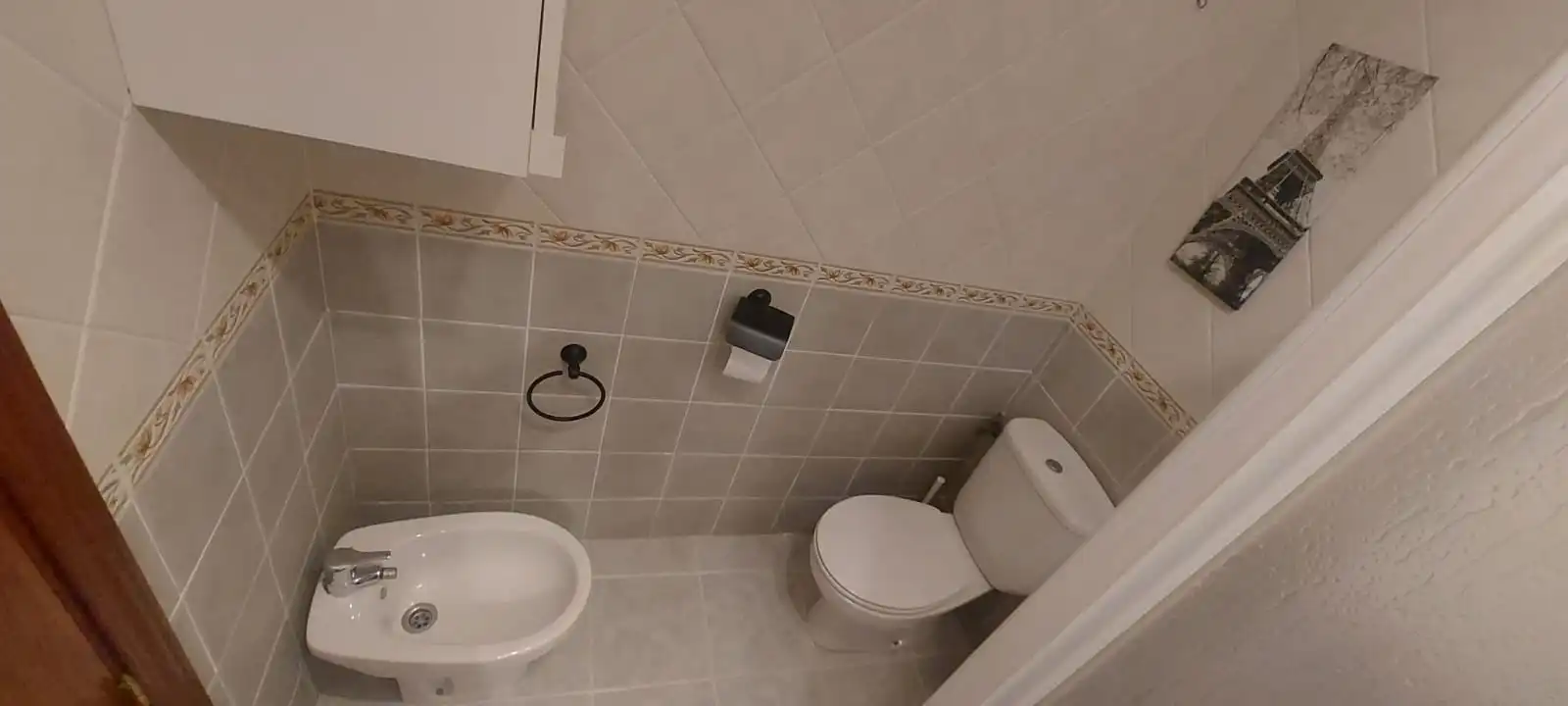 Bany de Pis de lloguer en Málaga amb Moblat