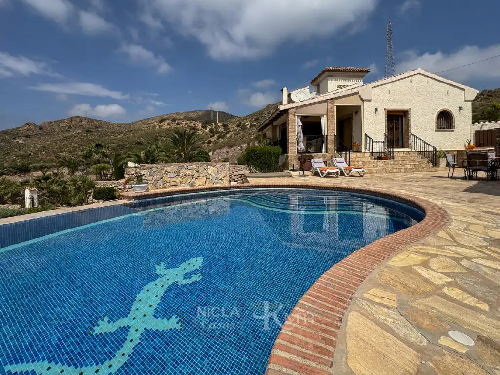 Piscina de Casa o xalet en venda en Bédar amb Aire condicionat, Jardí privat i Terrassa