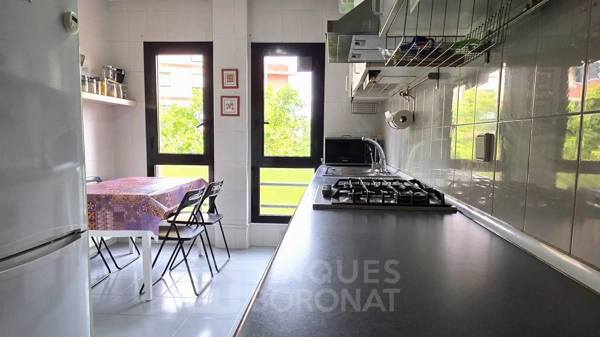 Cuina de Pis en venda en Tarragona amb Aire condicionat, Calefacció i Terrassa