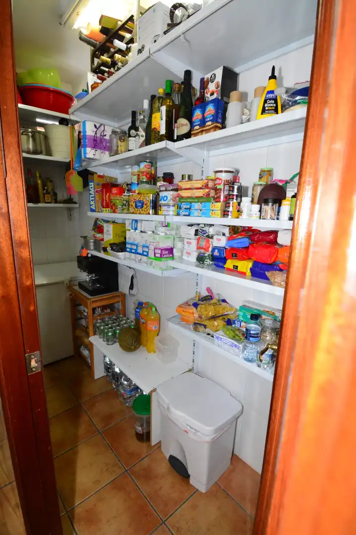 Country homes for sale in Lucena  with Air Conditioner, Private garden and Swimming Pool