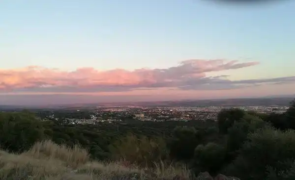 Vista exterior de Casa o xalet en venda en Córdoba amb Aire condicionat, Jardí privat i Terrassa