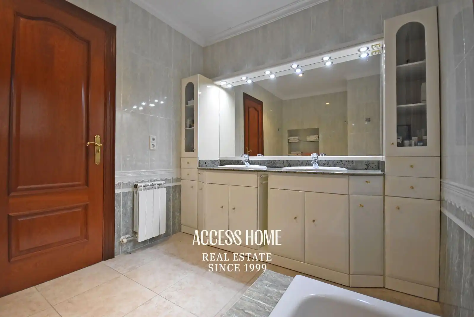 Baño de Casa o chalet en venta en Mataró con Aire acondicionado, Calefacción y Terraza