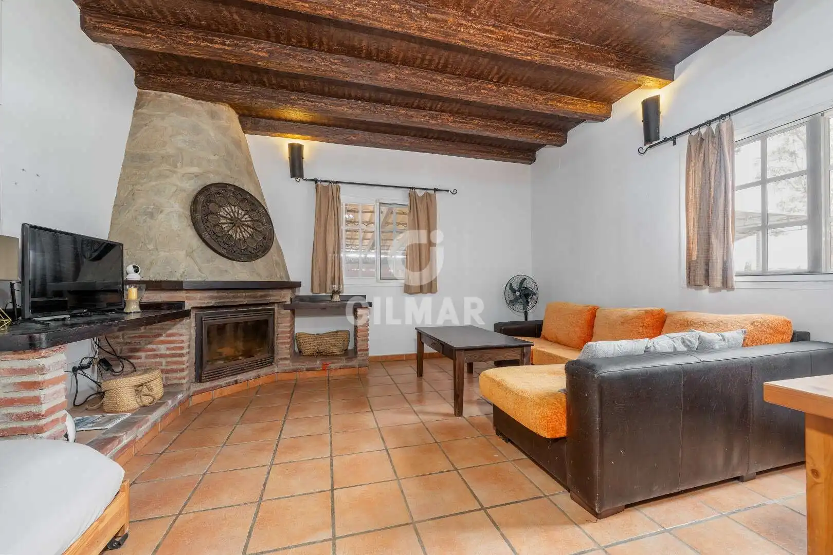 Sala d'estar de Casa o xalet en venda en Vejer de la Frontera amb Calefacció, Jardí privat i Piscina