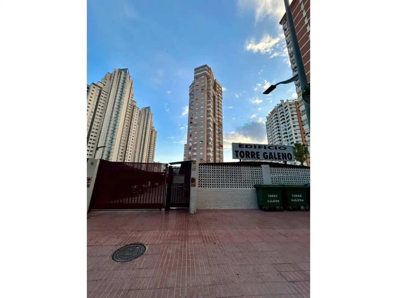 Vista exterior de Apartamento en venta en Benidorm con Aire acondicionado, Calefacción y Terraza