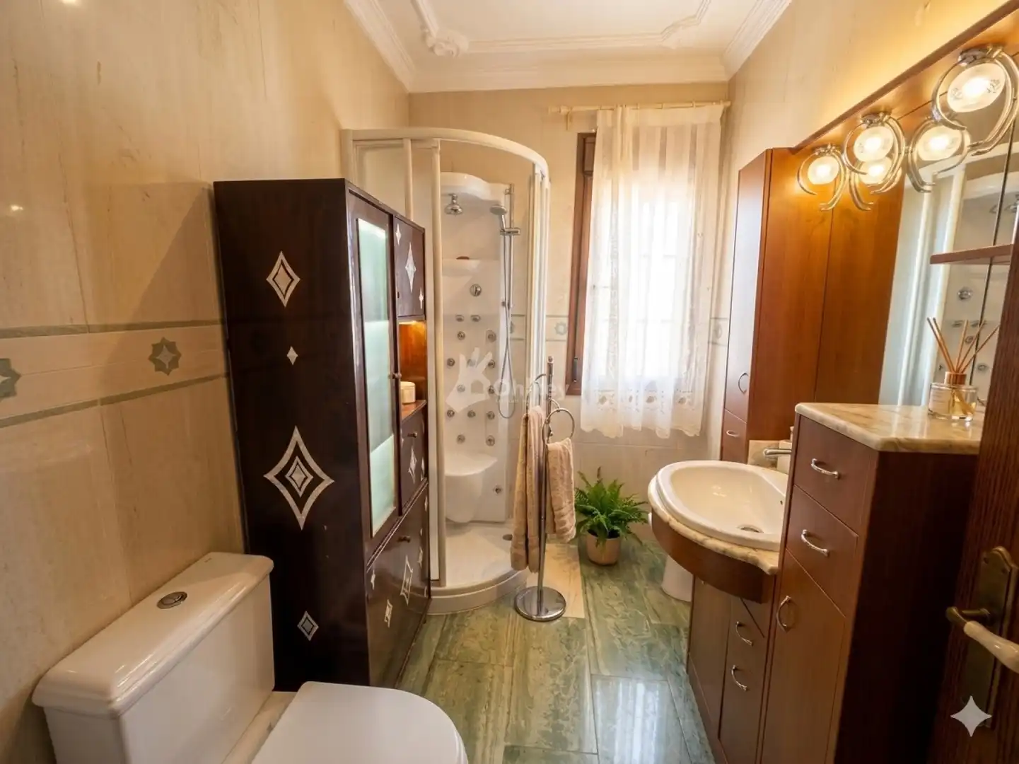 Baño de Casa o chalet en venta en Cedillo del Condado con Aire acondicionado, Calefacción y Piscina