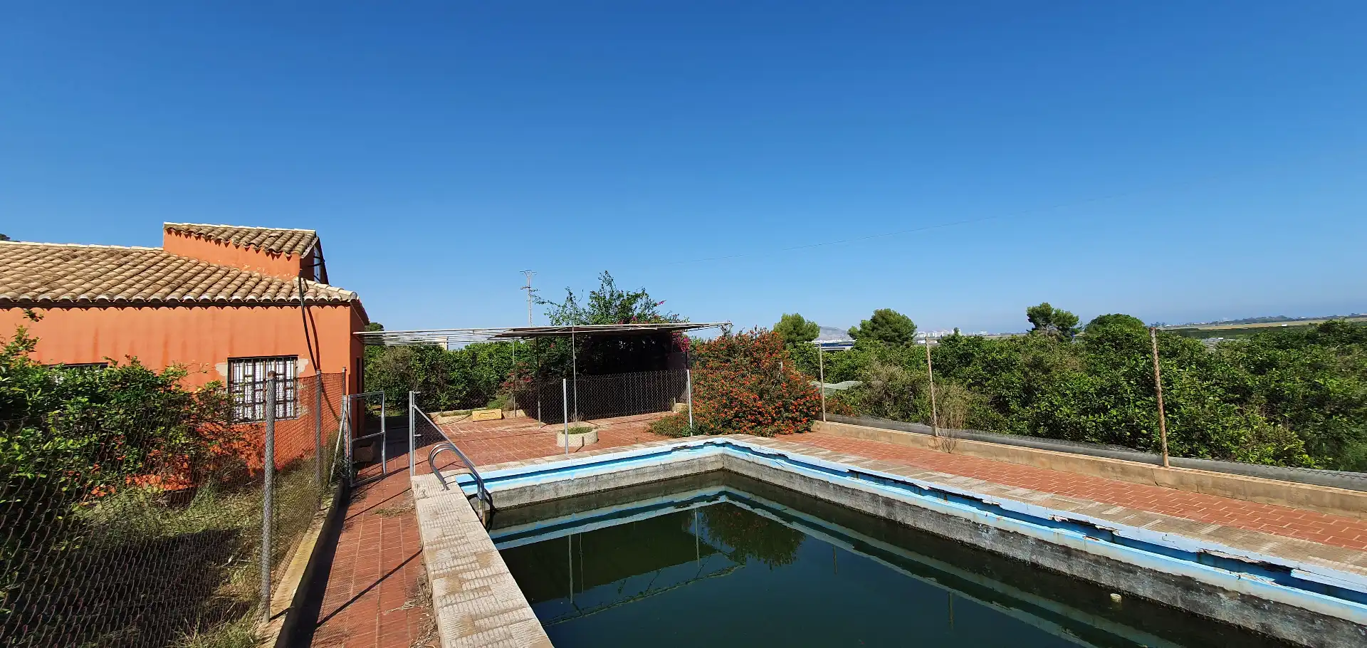Piscina de Finca rústica en venda en Tavernes de la Valldigna amb Calefacció, Jardí privat i Terrassa