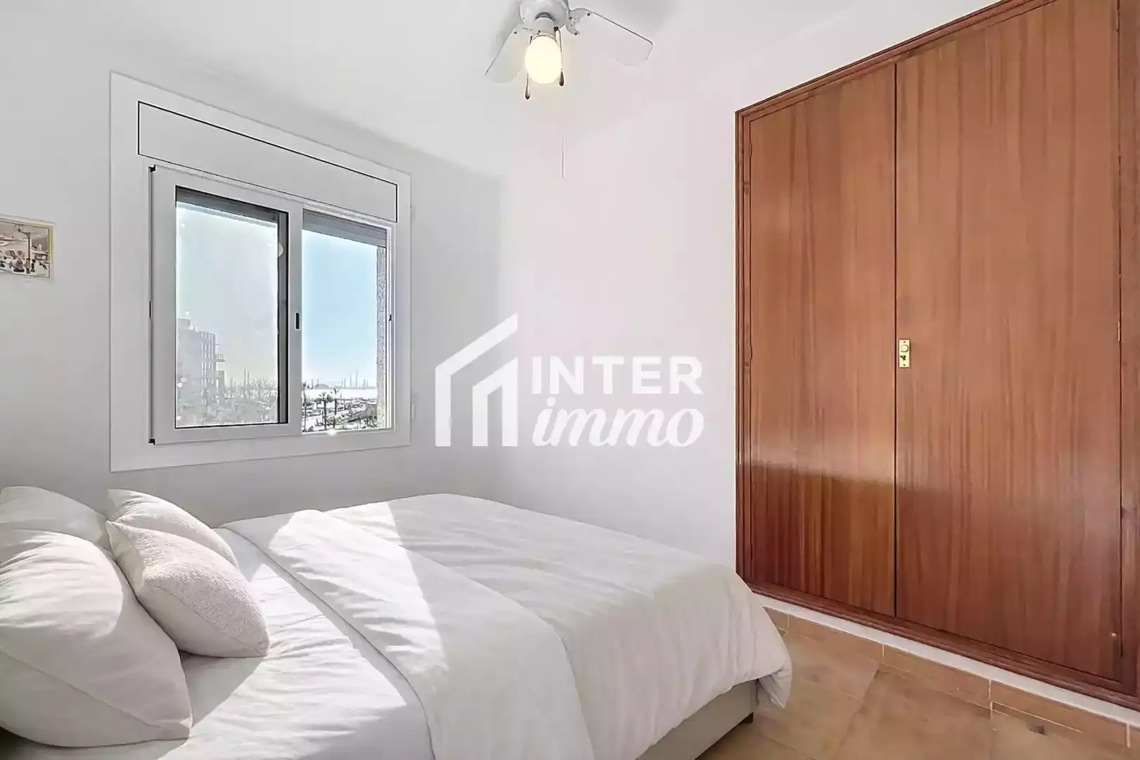 Habitación de Apartamento en venta en Roses con Aire acondicionado, Terraza y Amueblado