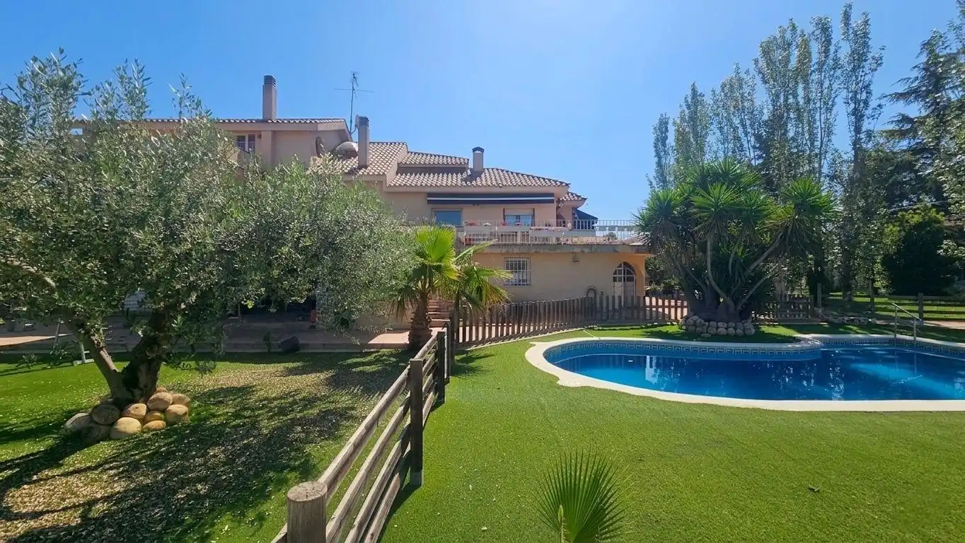 Casa amb piscina en venda a Can Rial, imagen 48