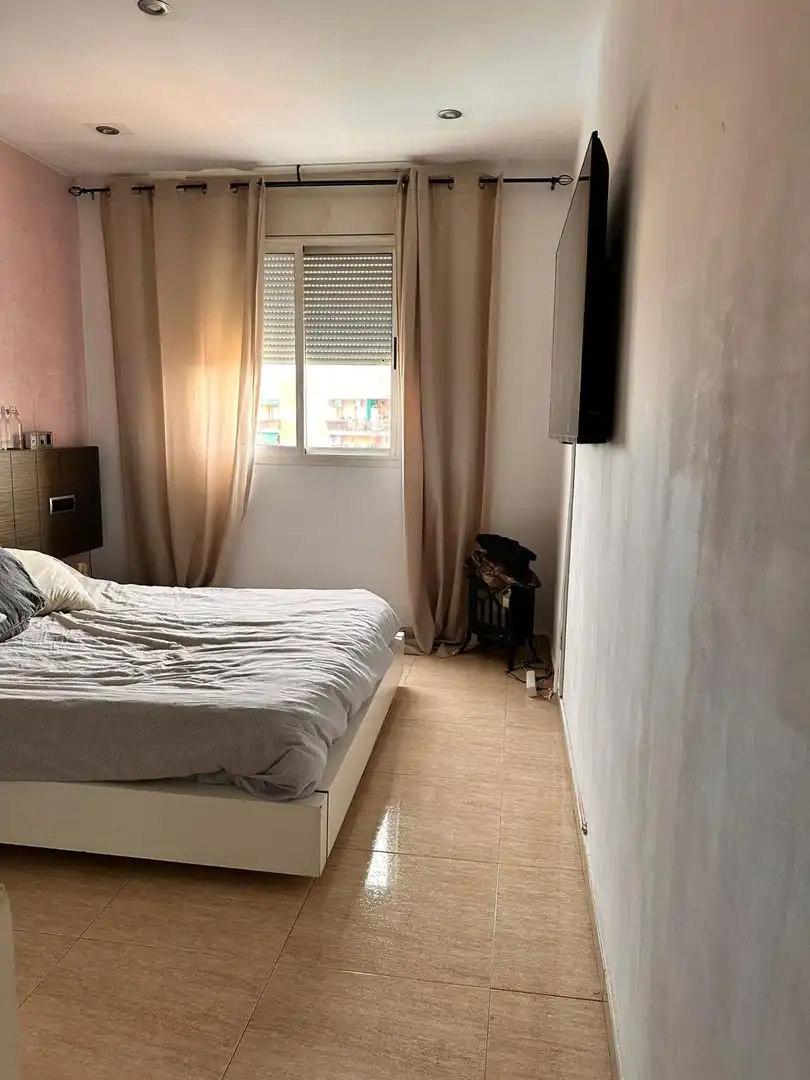 Bedroom of Flat for sale in Sabadell  with Air Conditioner, Heating and Balcony