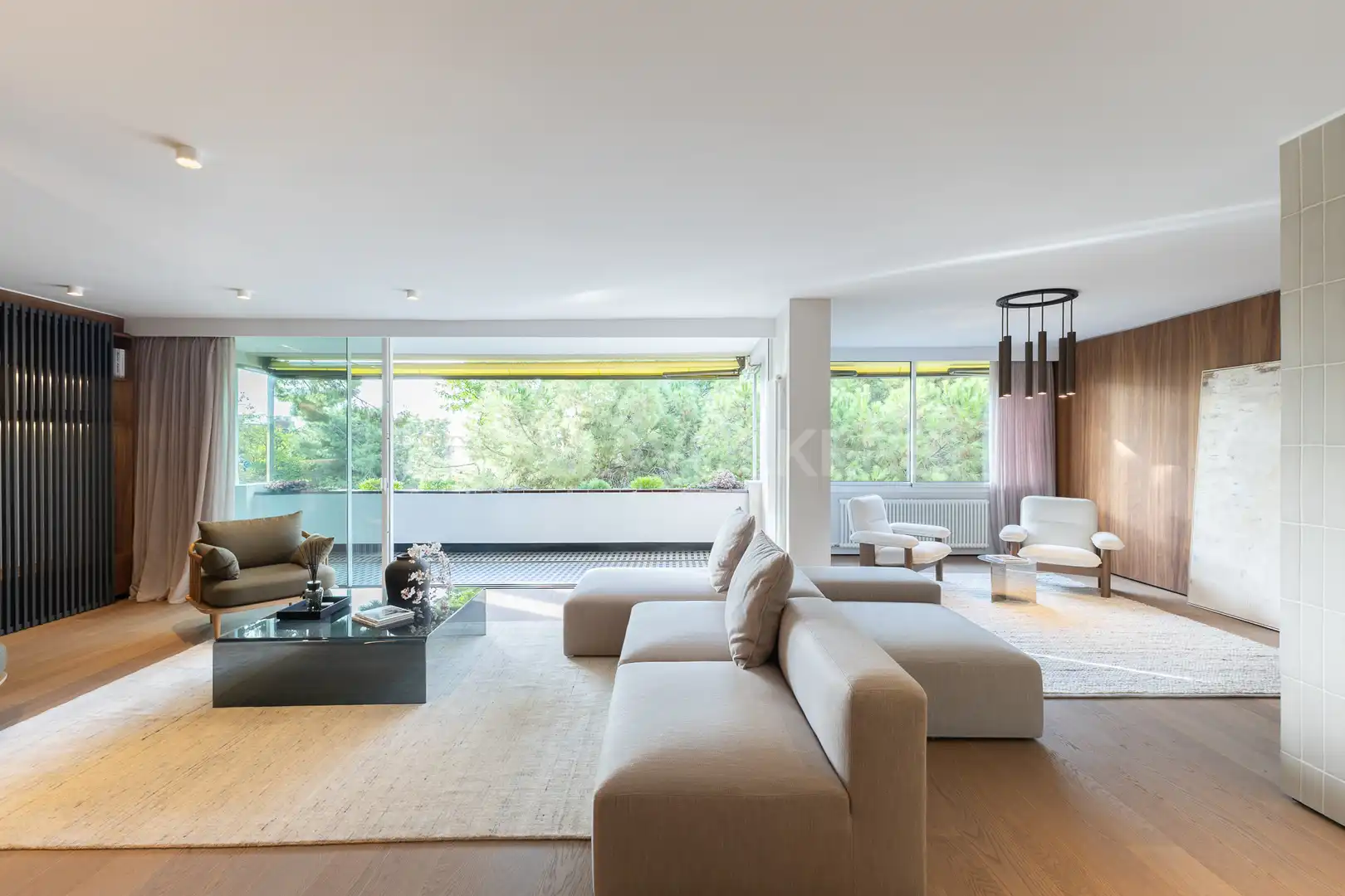 Sala de estar de Piso en venta en Barcelona con Aire acondicionado, Calefacción y Parquet
