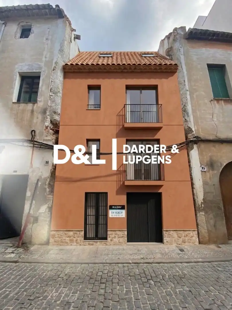 Vista exterior de Residencial en venta en Vilanova i la Geltrú