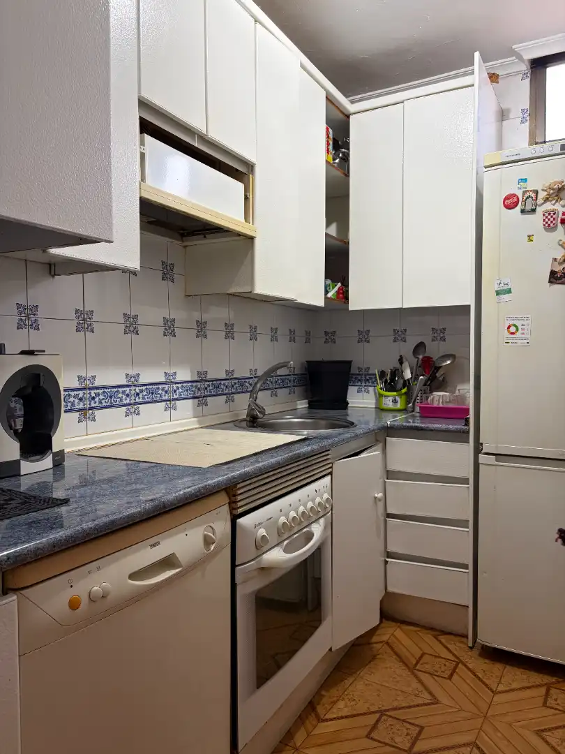 Kitchen of Flat for sale in Plasencia  with Air Conditioner, Heating and Furnished