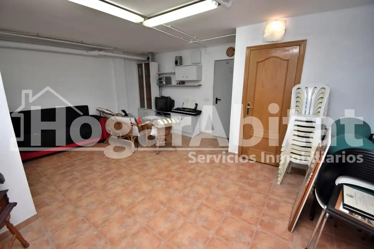 Casa adosada en venta en Burriana / Borriana con Jardín privado, Terraza y Piscina comunitaria