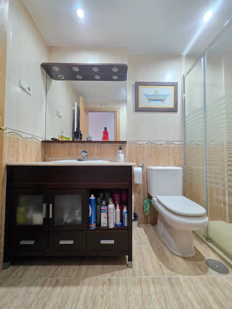 Baño de Piso en venta en Parla con Aire acondicionado, Calefacción y Parquet