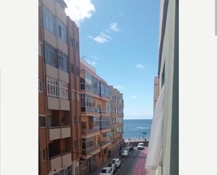 Vista exterior de Pis en venda en Las Palmas de Gran Canaria